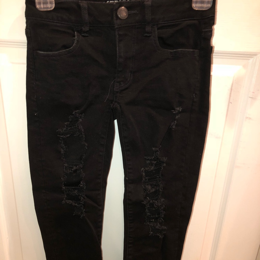 Black cropped super super stretch jeans